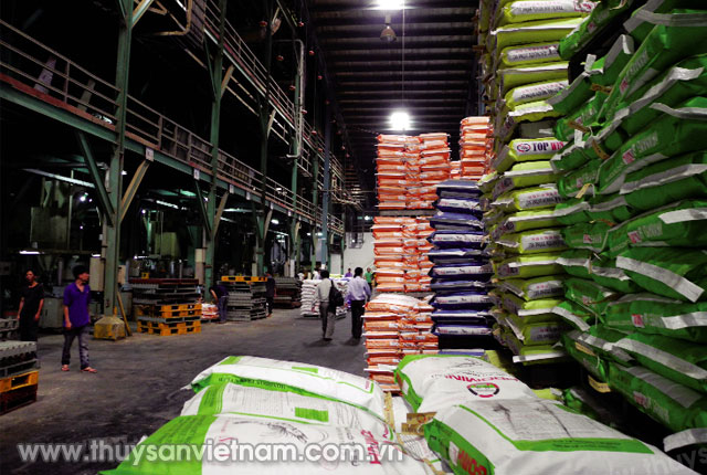 Nhà máy sản xuất thức ăn của Grobest   Ảnh: Nam Anh